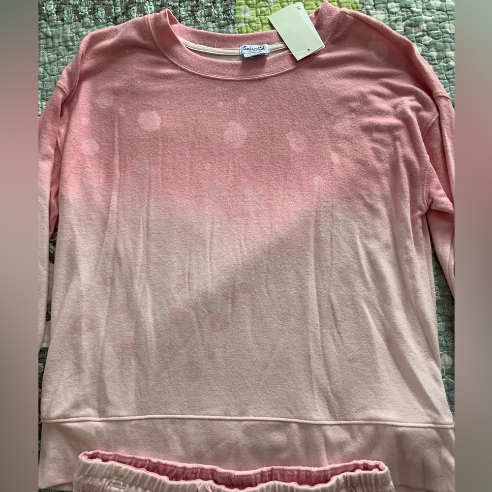 Splendid Pink Women's shorts Lounge Set, new with tags, size XS - Picture 3 of 4